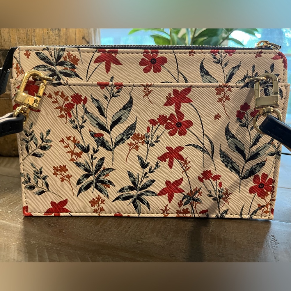 Spartina 449 Floral Cream Crossbody Bag w/ Removable/Adjustable Strap - Picture 4 of 11